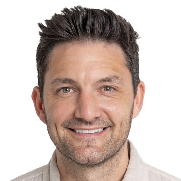 Lee White HEADSHOT D. jpg