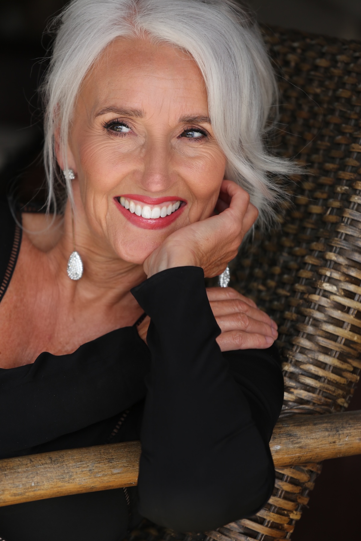 Zoe Nicholas1 Zoe Nicholas1