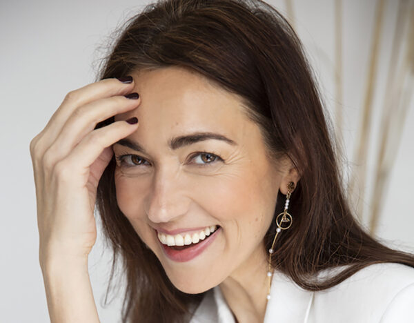 Tatyana Shapovalova HEADSHOT(B)