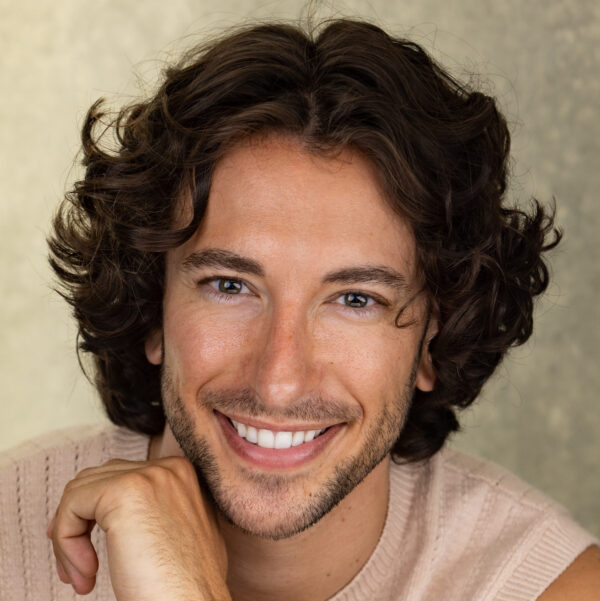 Lewis Herring Headshot
