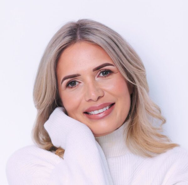 Claire Coward HEADSHOT