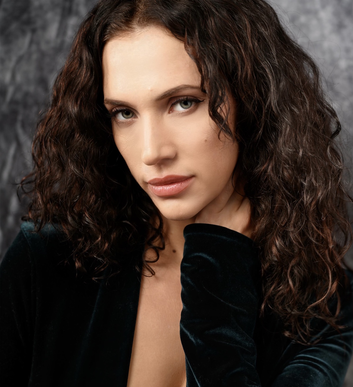 Stephanie Tripp1