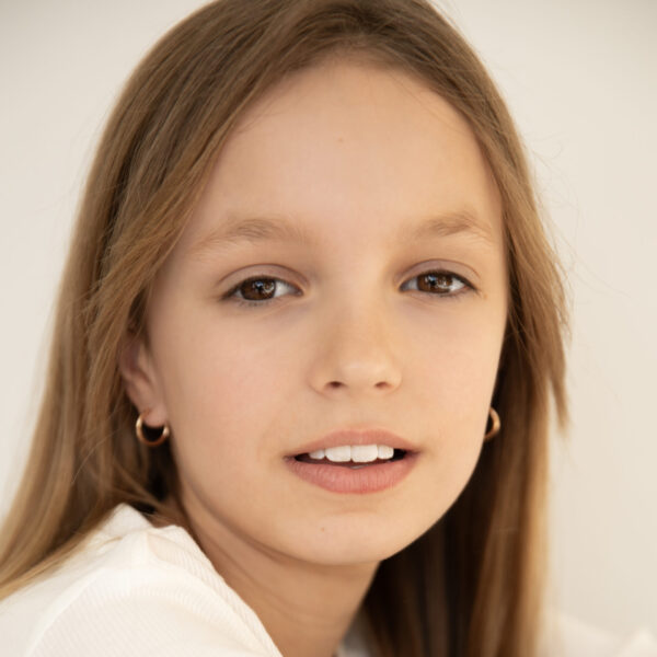 Hetty Saunders HEADSHOT