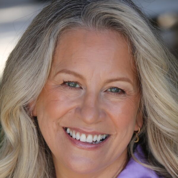 Donna Gray HEADSHOT Donna Gray HEADSHOT