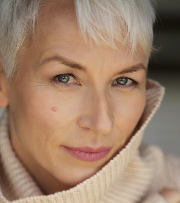 Renata Gunther HEADSHOT Renata Gunther HEADSHOT