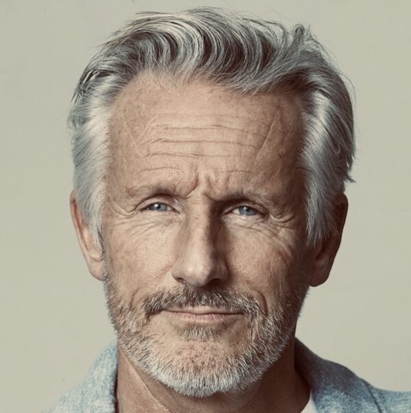 Simon Cole HEADSHOT A Simon Cole HEADSHOT A