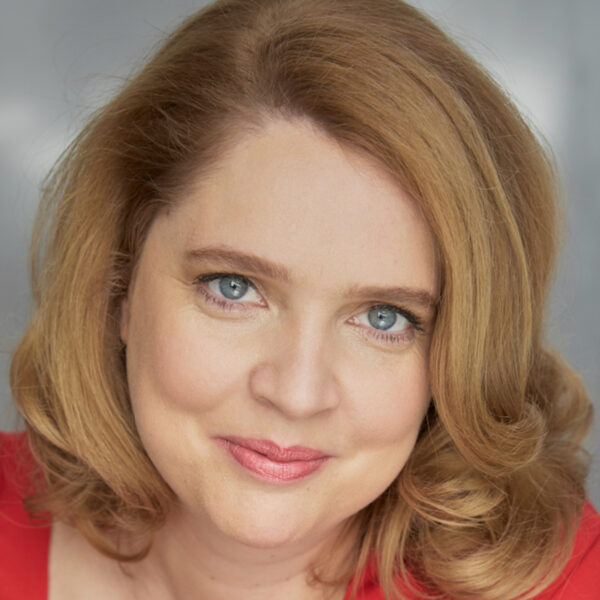 Elle Andrews HEADSHOT Elle Andrews HEADSHOT