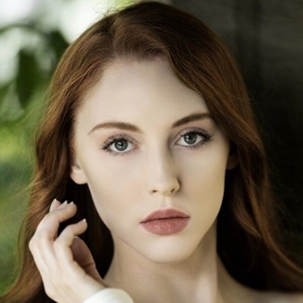 Jodie Cleminson HEADSHOT
