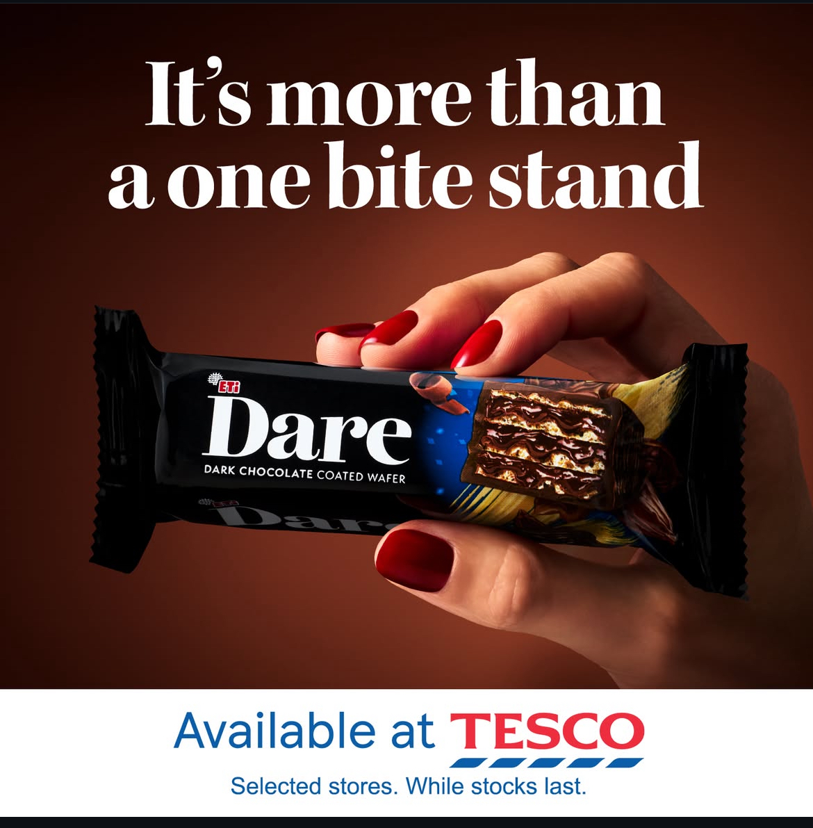 Stacey Hannant Hand Modelling Images12