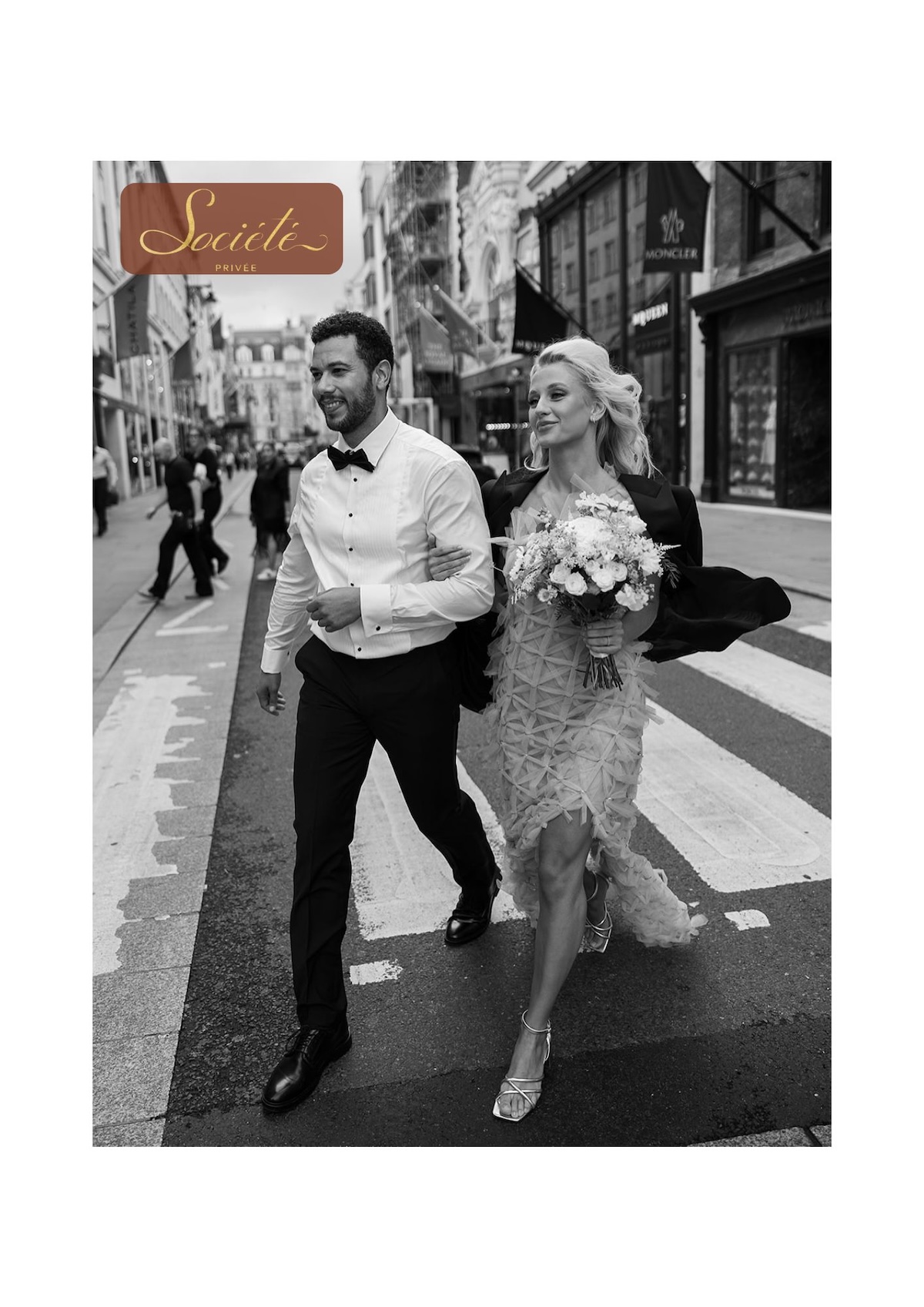 Minimalist Black and White Blank Paper Document – 1